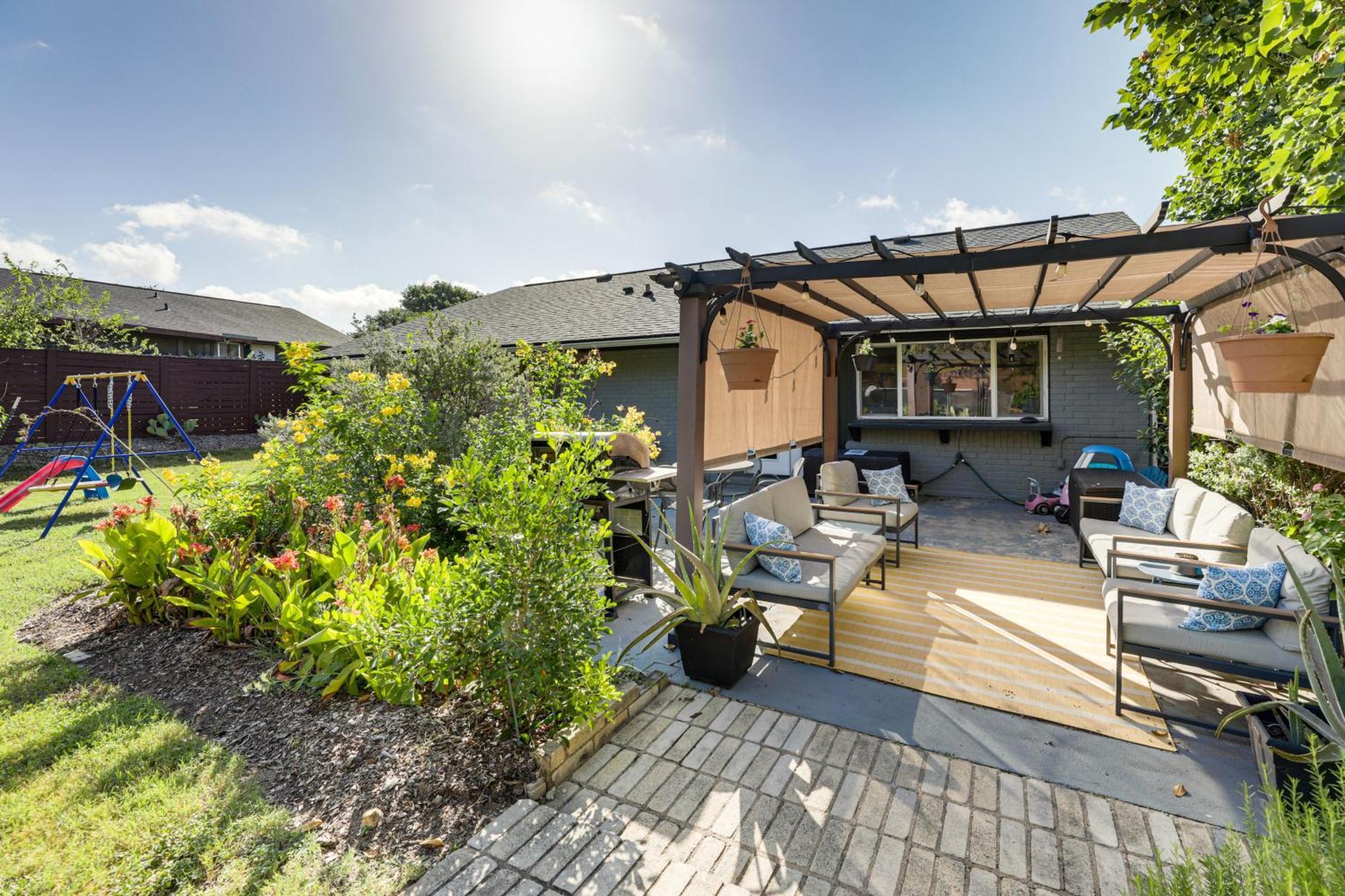 Modern Austin Home With Outdoor Pool And Fire Pit! Εξωτερικό φωτογραφία